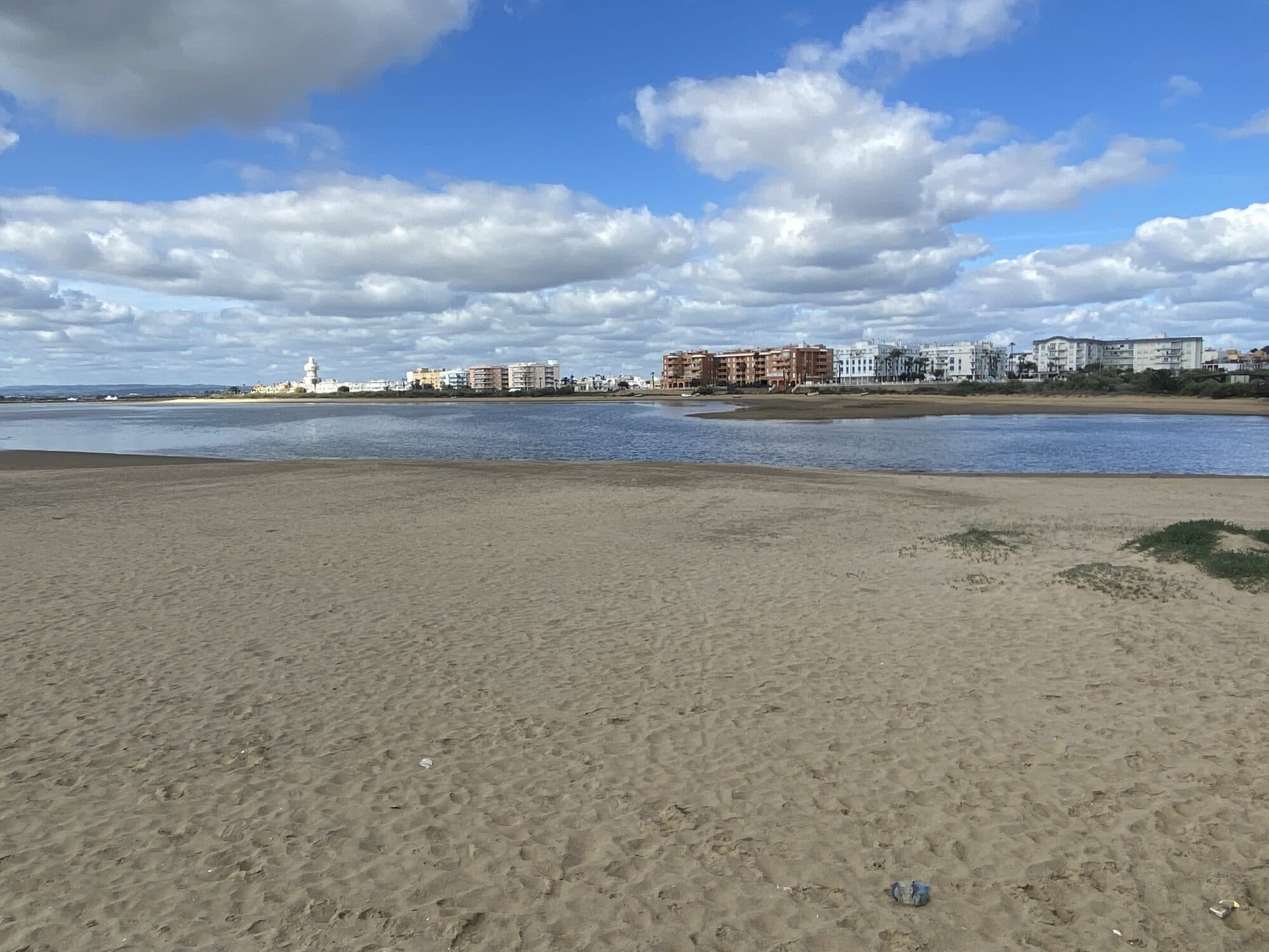 Skyline de Isla Cristina desde el agua